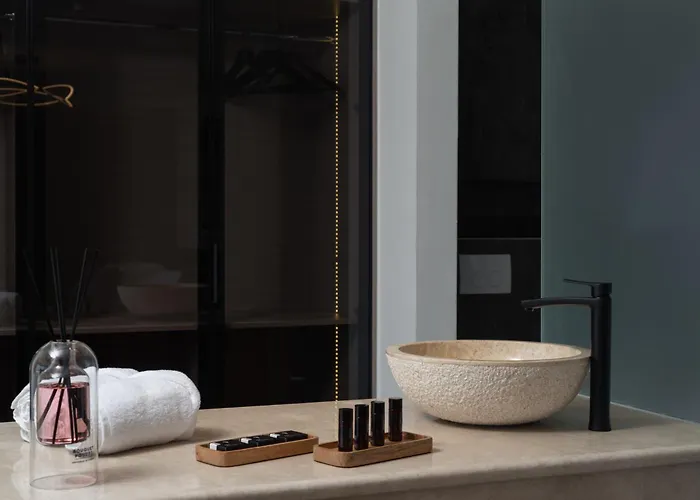 Salt And Stone Semesterbostad