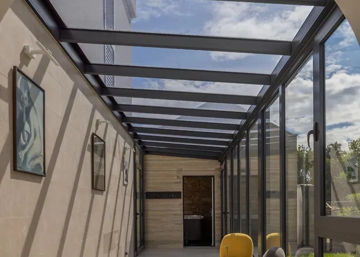 Salt And Stone Semesterbostad Nin