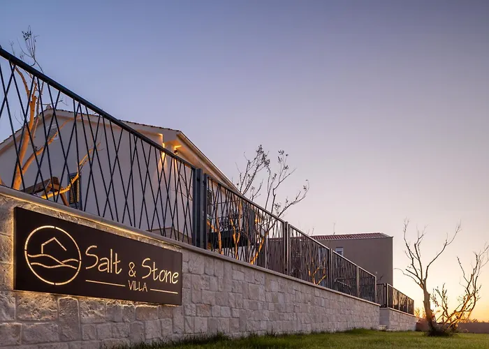 Semesterbostad Salt And Stone Nin