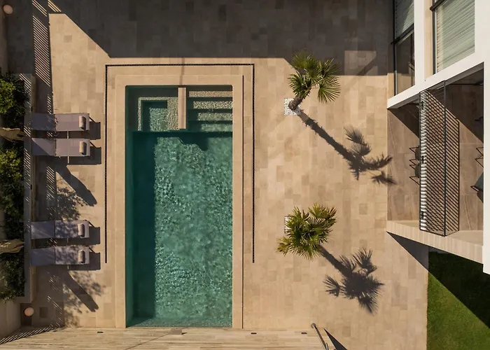 Salt And Stone Semesterbostad Nin