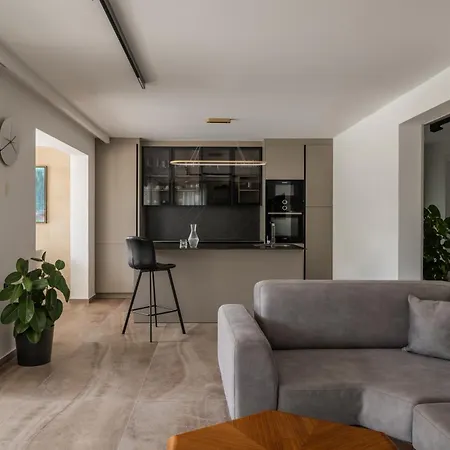 Salt And Stone Holiday home