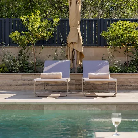 Salt And Stone Holiday home