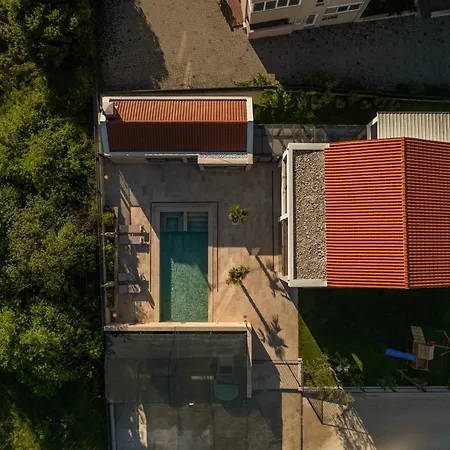 Salt And Stone Holiday home *